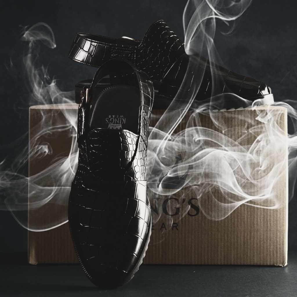 BLACK VIPER – Croc-Embossed Peshawari Chappal